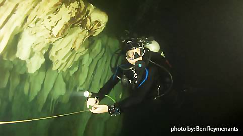laying lines in thailand caves