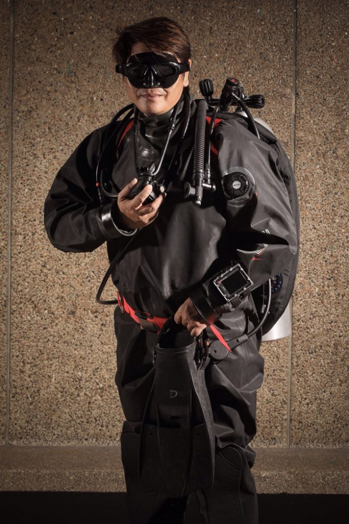 phutthkahun-1-SM Dan Phutthakhun Prungkananon Full gear diver