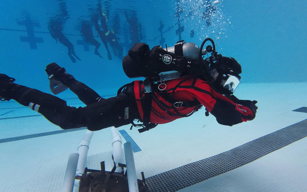 public-safety-diving-trim